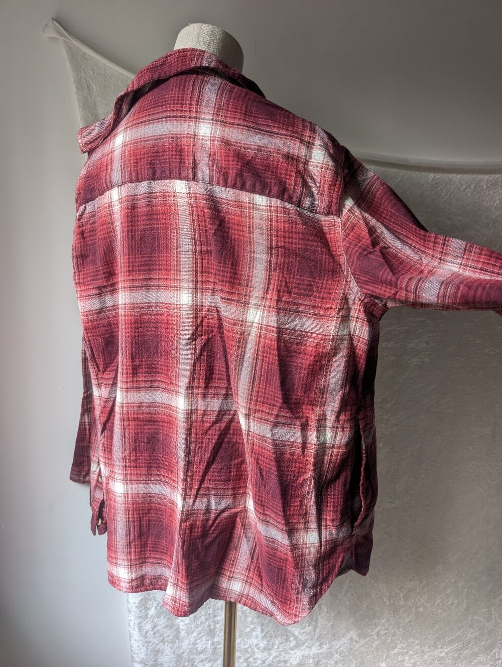 Jack's Girlfriend Medium Rayon Blend Burgundy Red Plaid Shacket Button Down Tuni - Picture 2 of 6